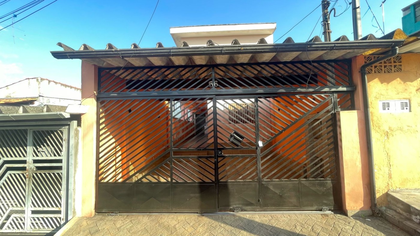 Sobrado à venda com 4 quartos, 180m² - Foto 1