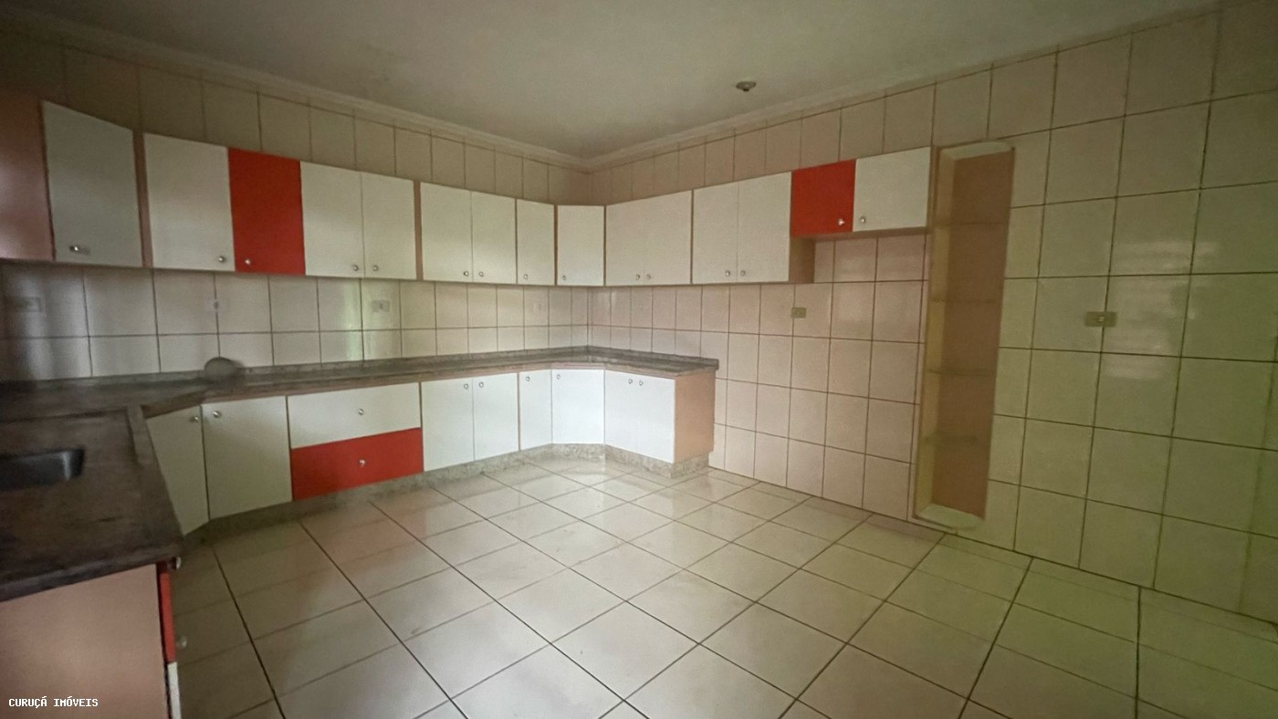 Sobrado à venda com 4 quartos, 180m² - Foto 14