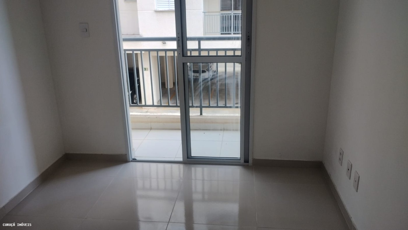 Apartamento à venda com 2 quartos, 43m² - Foto 2