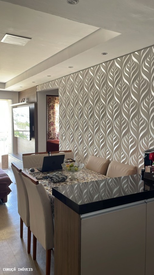 Apartamento à venda com 2 quartos, 62m² - Foto 3
