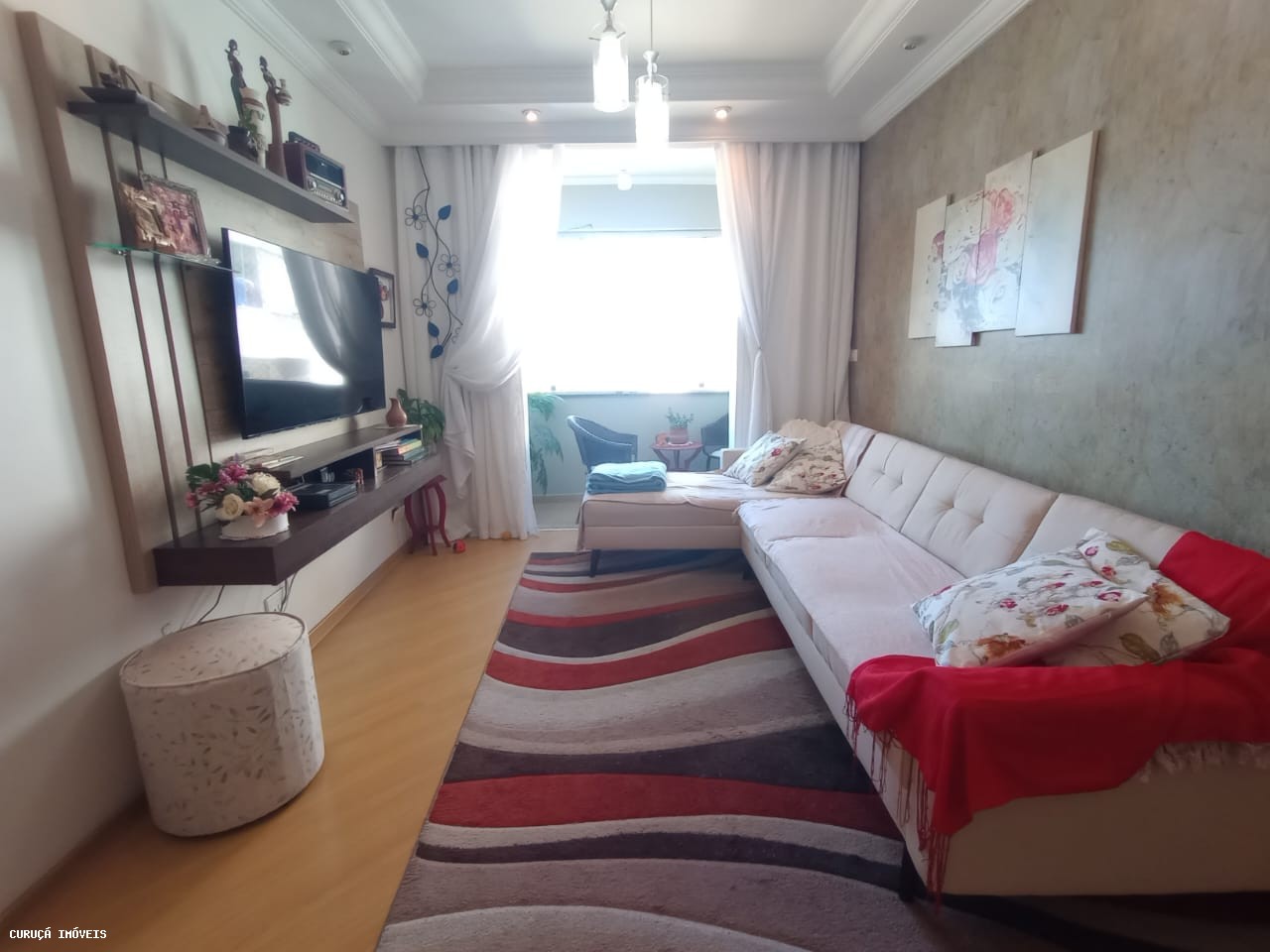 Apartamento à venda com 3 quartos, 94m² - Foto 2