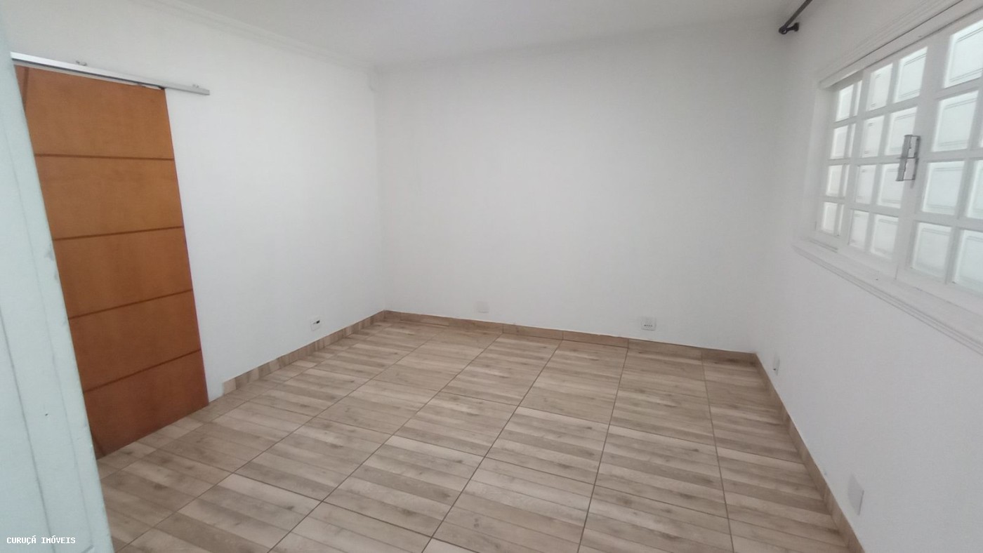 Sobrado, 3 quartos, 200 m² - Foto 4