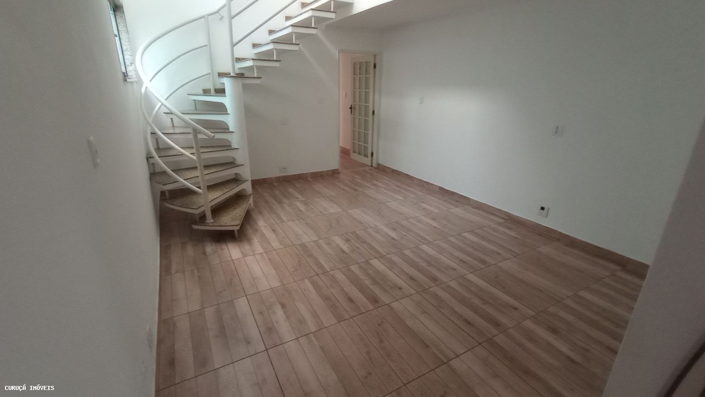 Sobrado, 3 quartos, 200 m² - Foto 6
