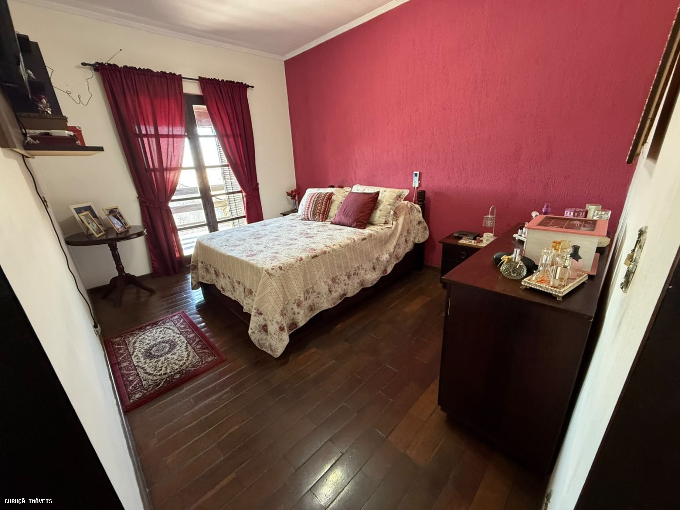 Sobrado, 4 quartos, 320 m² - Foto 1