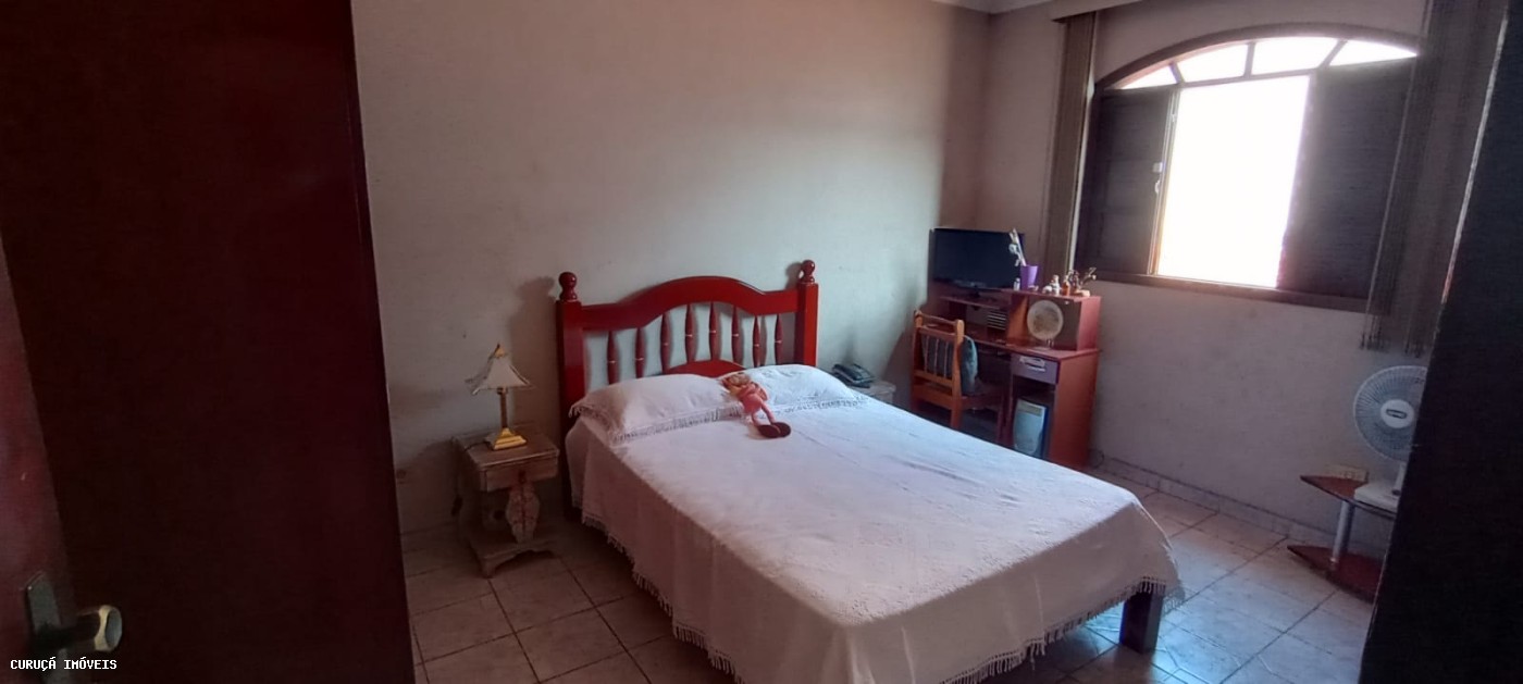 Sobrado, 3 quartos, 250 m² - Foto 8